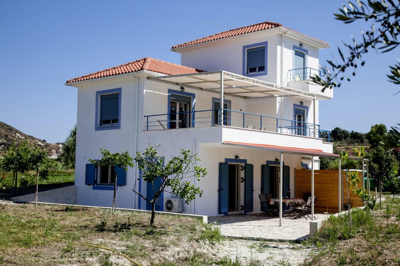 Romanos XI Xi Beach Exterior foto